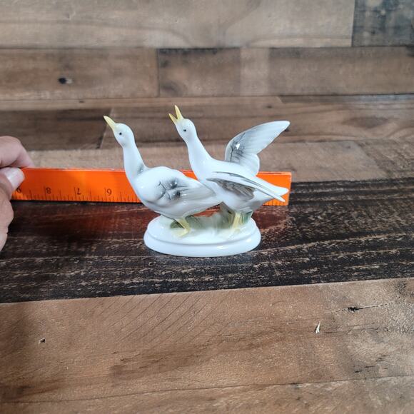 Vintage Gerold Porzellan Bavaria Western Germany 2 Geese 3 1/2" Figurine - Picture 9 of 10